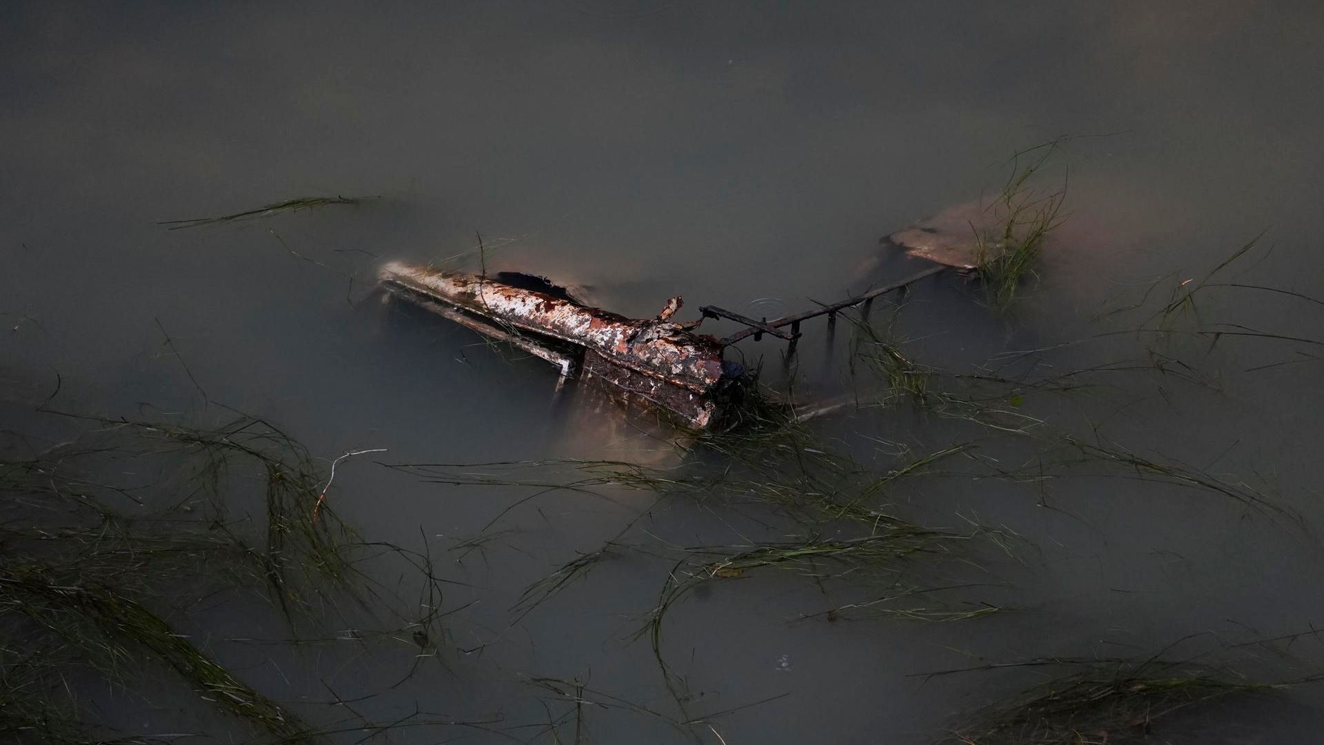 La Policía Nacional informa de los resultados del operativo tras dar por finalizada la búsqueda en la balsa de agua asturiana