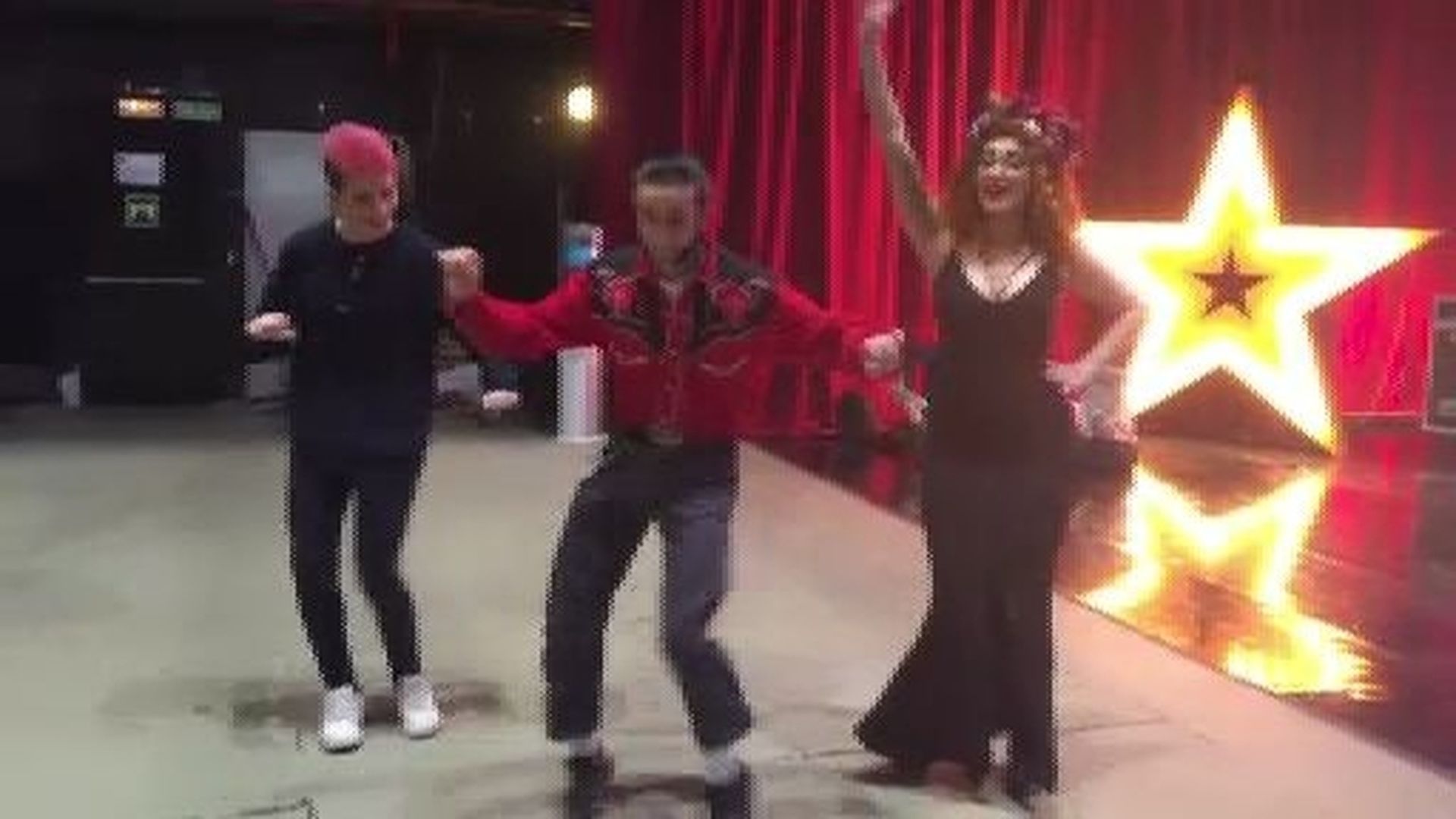 Mar Gabarre, Antonio 'El Tekila' y Marina Merlo antes de comenzar el show