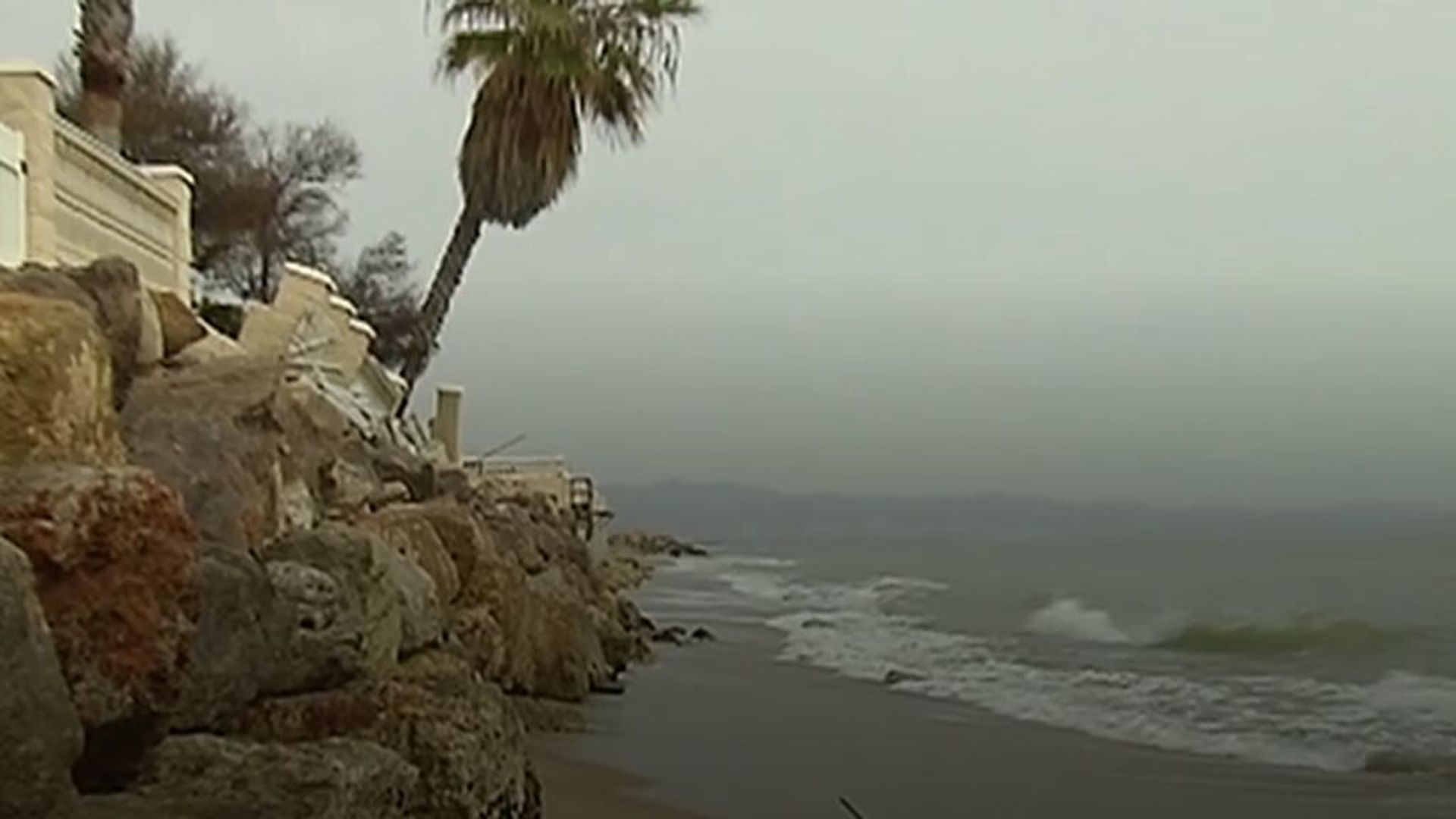 Playas sin arena por el efecto rissaga