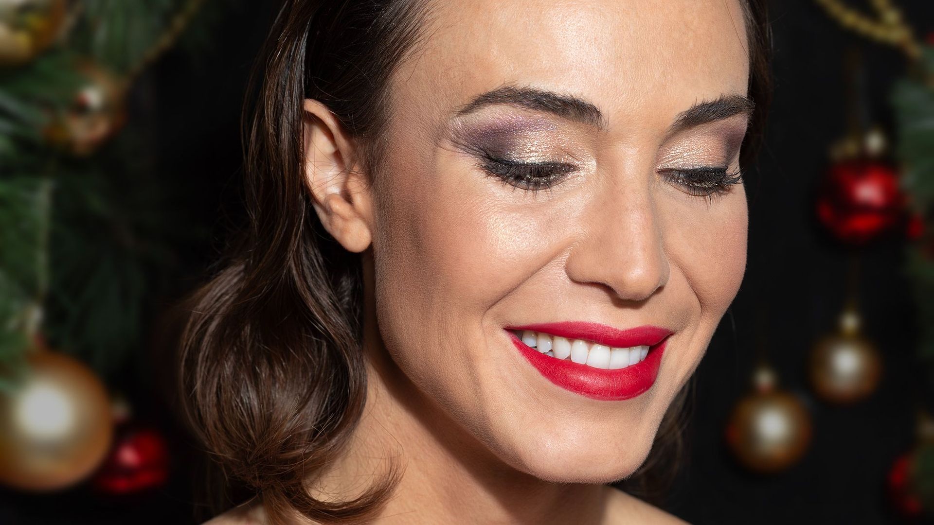 Tu piel perfecta y glowy para una Navidad muy ‘Special’: los esenciales para estas fiestas Tu piel perfecta y glowy para una Navidad muy ‘Special’: los esenciales para estas fiestas