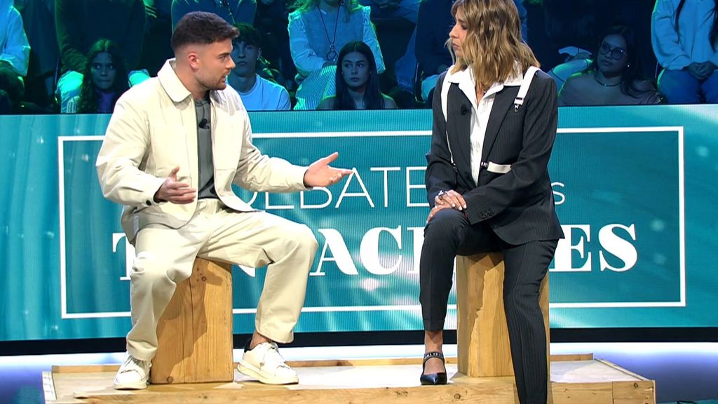 Darío aclara si está enamorado de Almudena La isla de las tentaciones Temporada 9 El Debate: hay más imágenes Top Vídeos 444