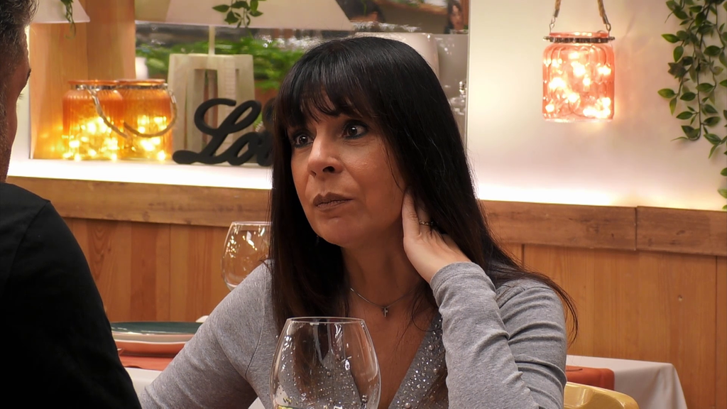 El detalle que ha frenado en seco la cita de dos solteros en 'First dates': "Lo odio" First Dates Temporada 8 Top Vídeos 23779