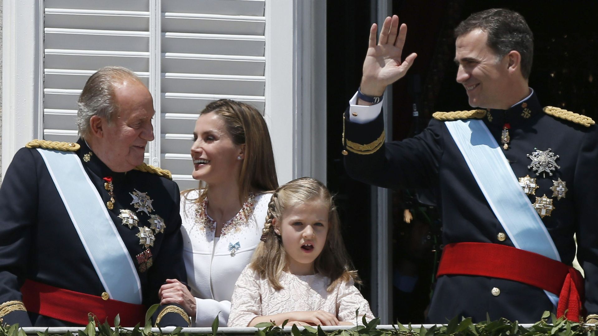 El emérito Juan Carlos, la reina Letizia, Leonor y el rey Felipe