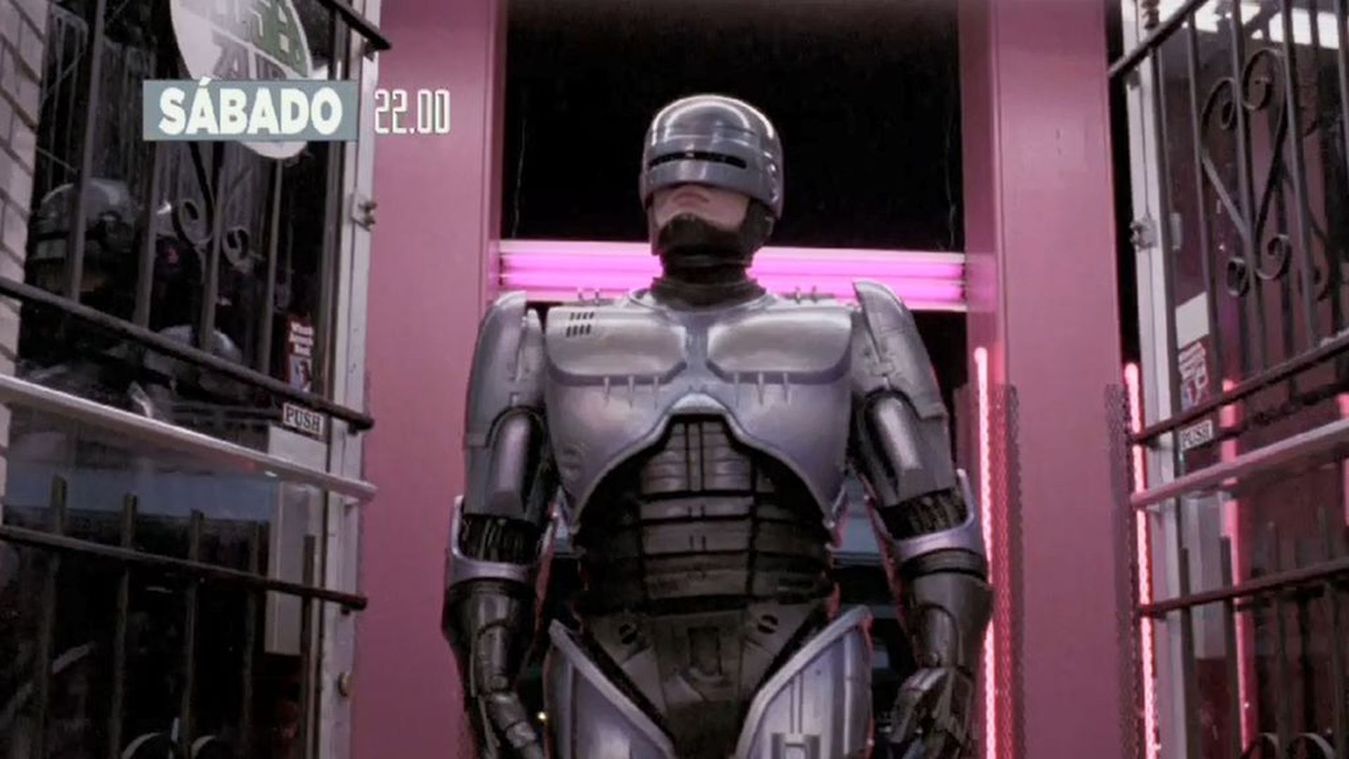 Este sábado a las 22:00 horas llega 'Robocop', la historia del robot-policía