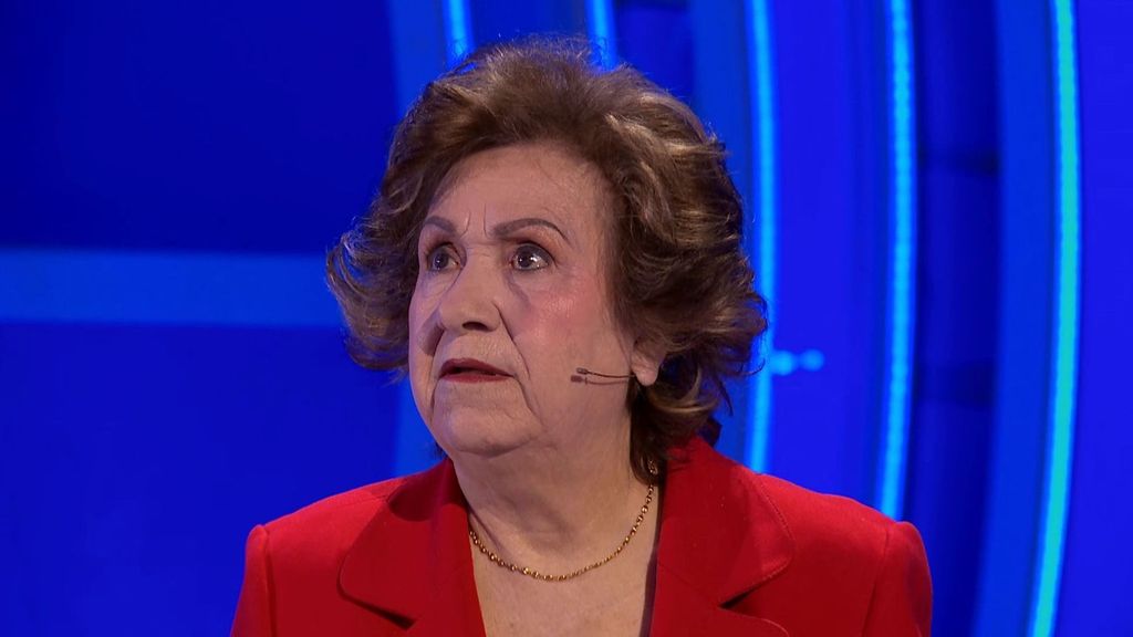 Se reencuentra con su amiga después de 50 años y no es capaz de recordarla Hay una cosa que te quiero decir Temporada 1 Top Vídeos 81