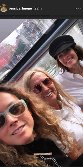Jessica Bueno junto a su ex suegra y su ex cuñada Marta