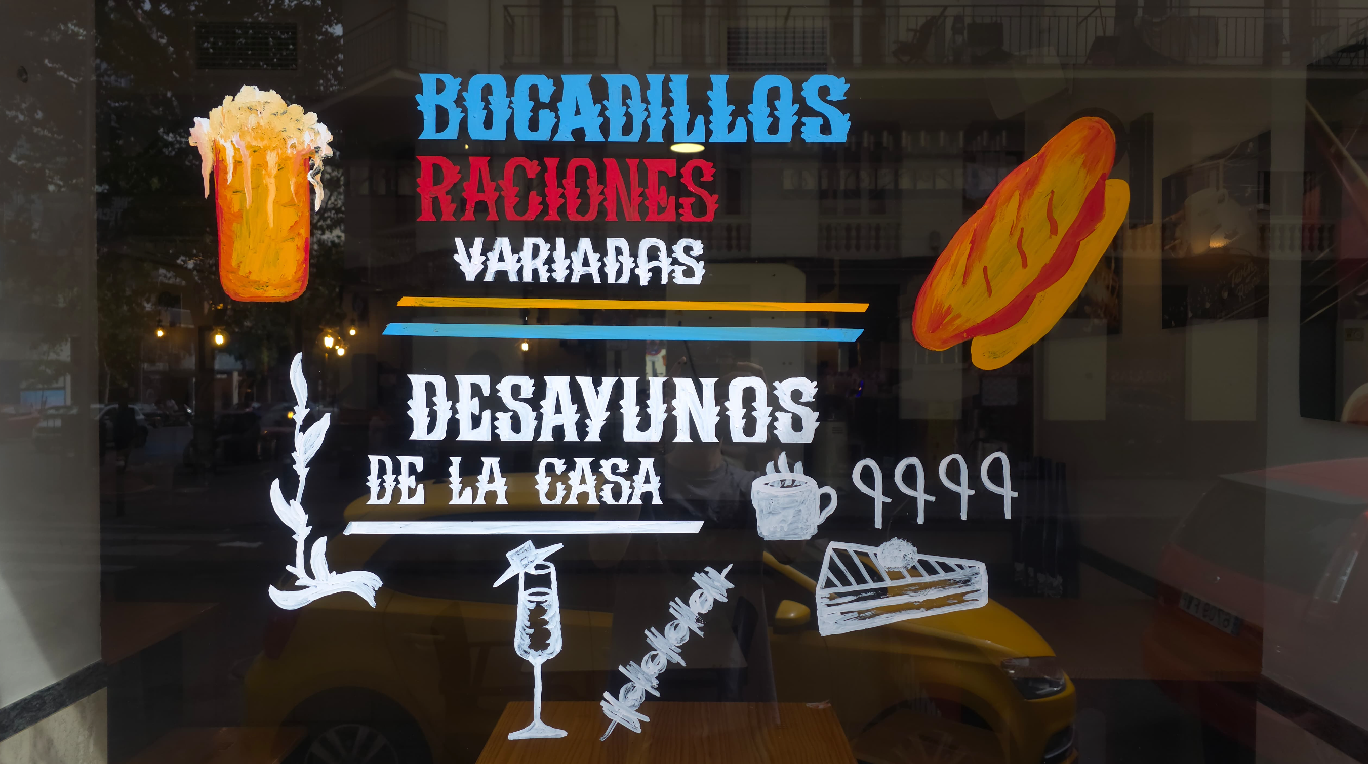 Uno de los rótulos firmado por Tony Encinas.