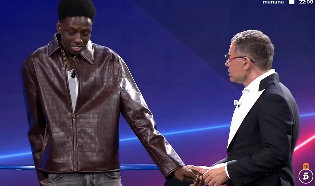 Mamadou se encuentra con Jorge Javier