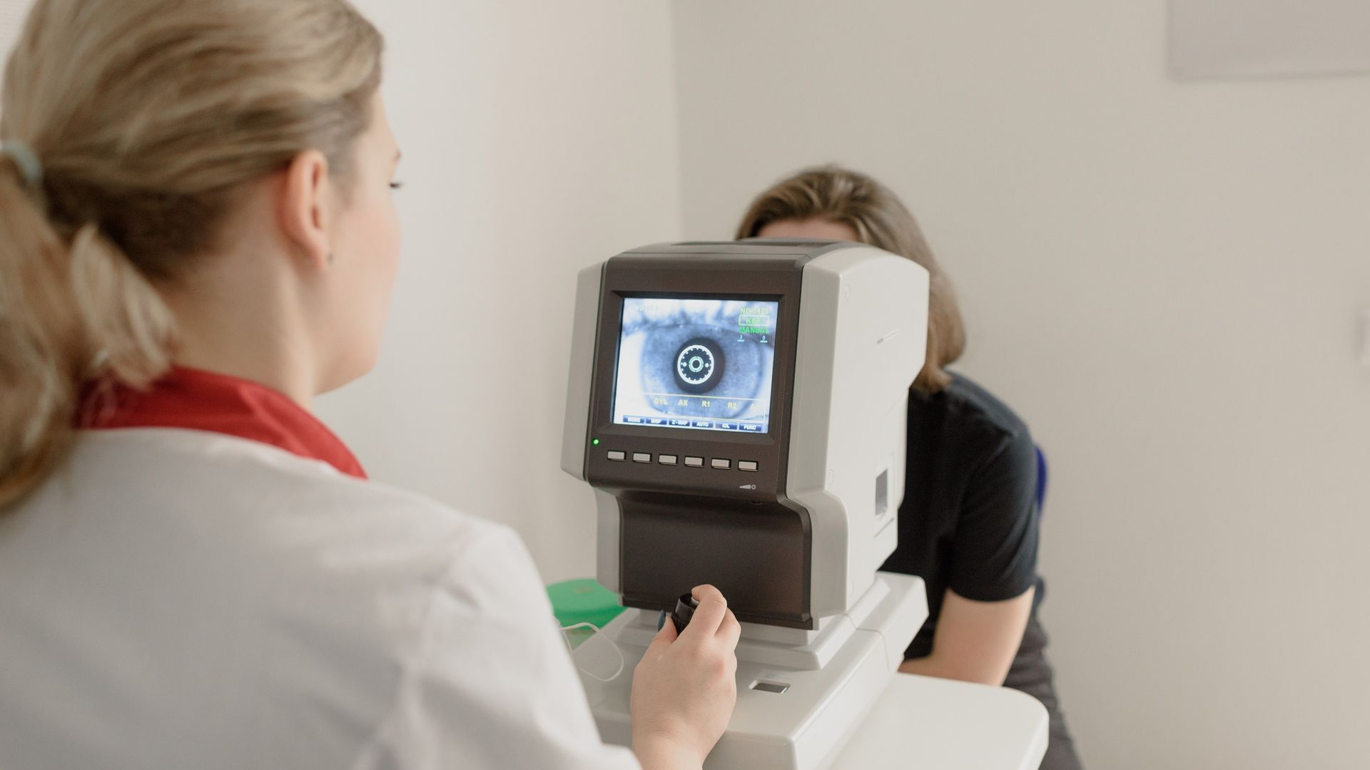 Sacarse el carné de conducir requerirá un test de visión más exigente con la nueva regulación de la Unión Europea