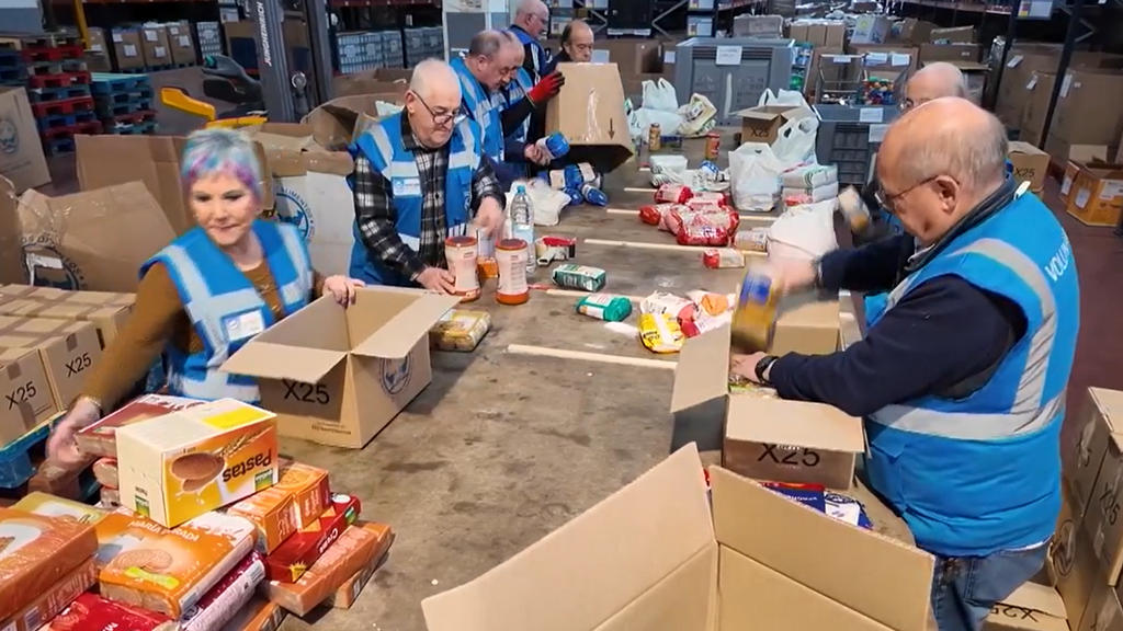 Lupe y Luis Miguel, rostros de la solidaridad en España: “El voluntariado alimenta el alma”