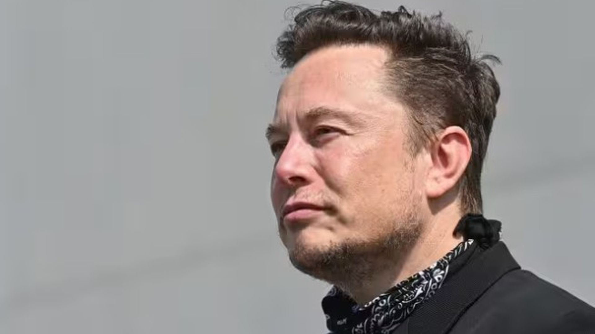 Elon Musk insta a la "abolición" de la Unión Europea tras la multa de Bruselas a X