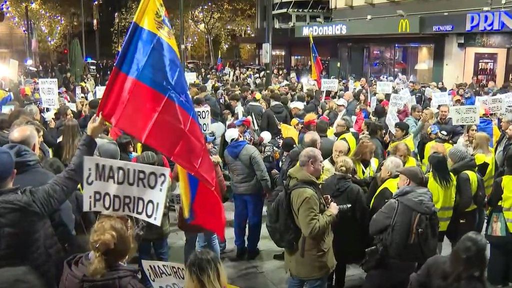 Los venezolanos se movilizan contra el régimen de Maduro y en apoyo a María Corina Machado: las manifestaciones de toda España