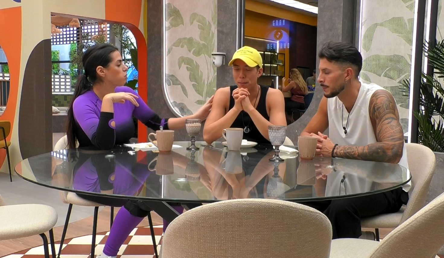 El trio de la mesa redonda