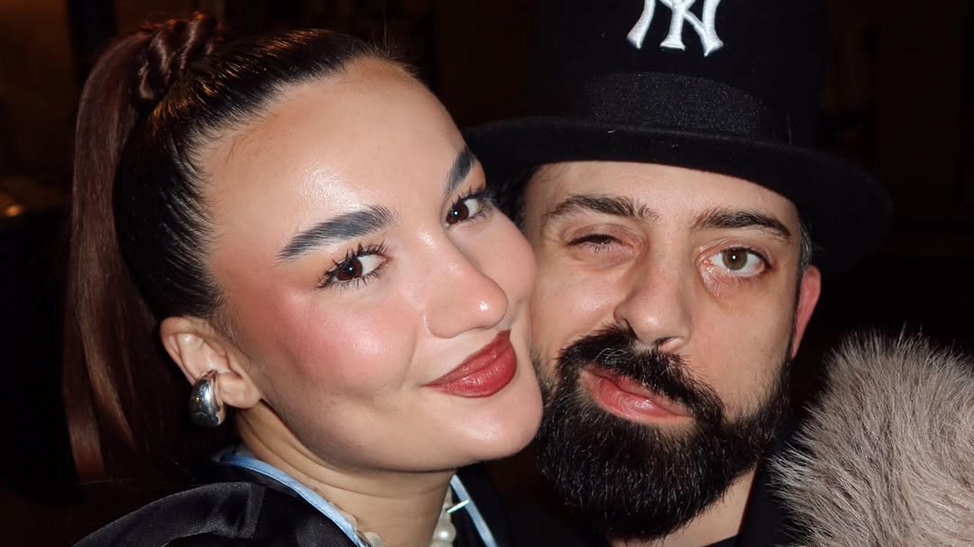 María Luisa Hidalgo (Eme de amores) y Muna Arriz, en una imagen de redes sociales María Luisa Hidalgo (Eme de amores) y Muna Arriz, en una imagen de redes sociales