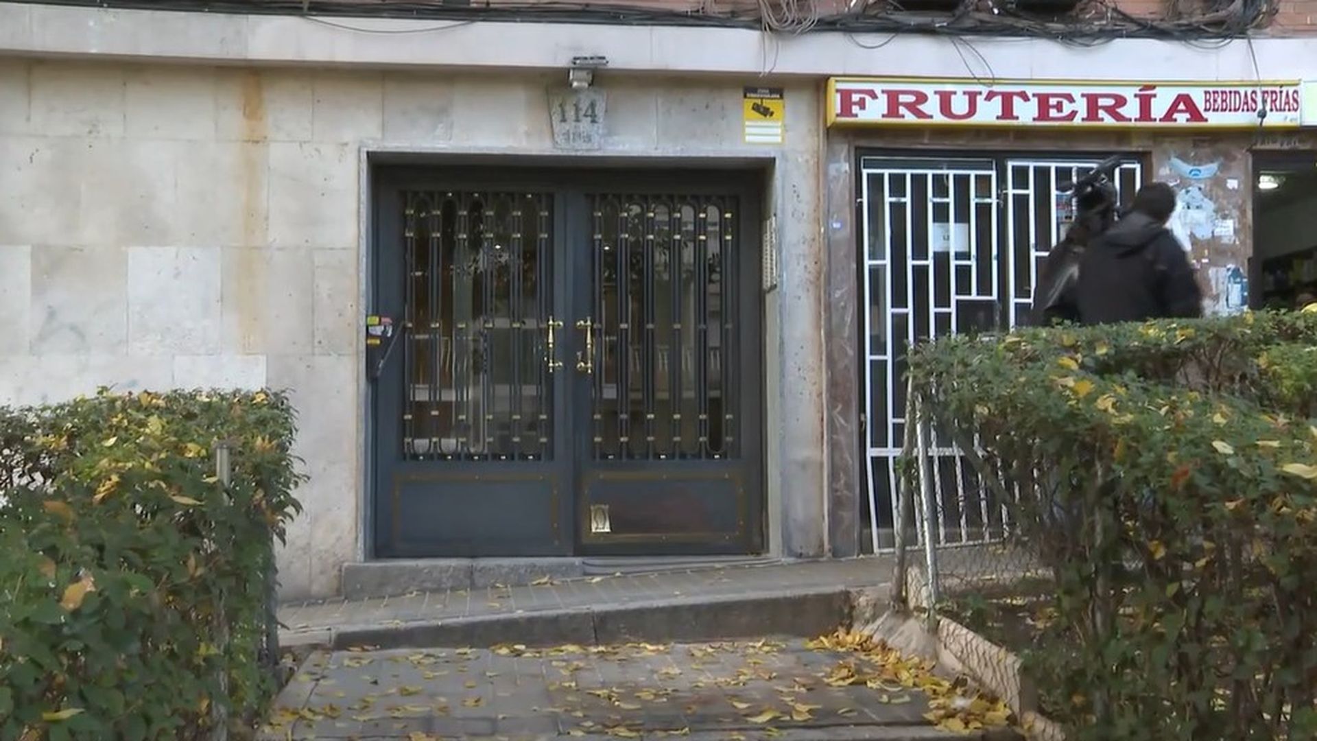 Una mujer se precipita desde un décimo piso en Madrid junto a sus gemelos