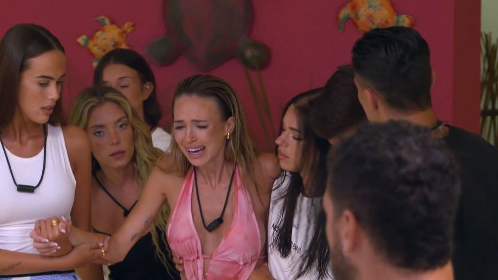 Avance | El final del espejo de Almudena y Darío y una nueva hoguera para los chicos