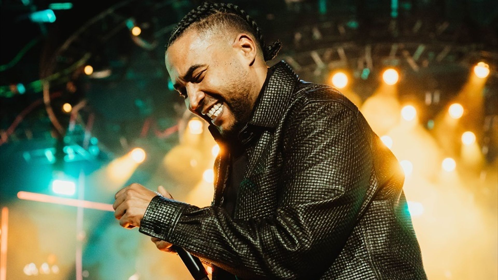 El cantante puertorriqueño Don Omar durante uno de sus últimos conciertos en 2025