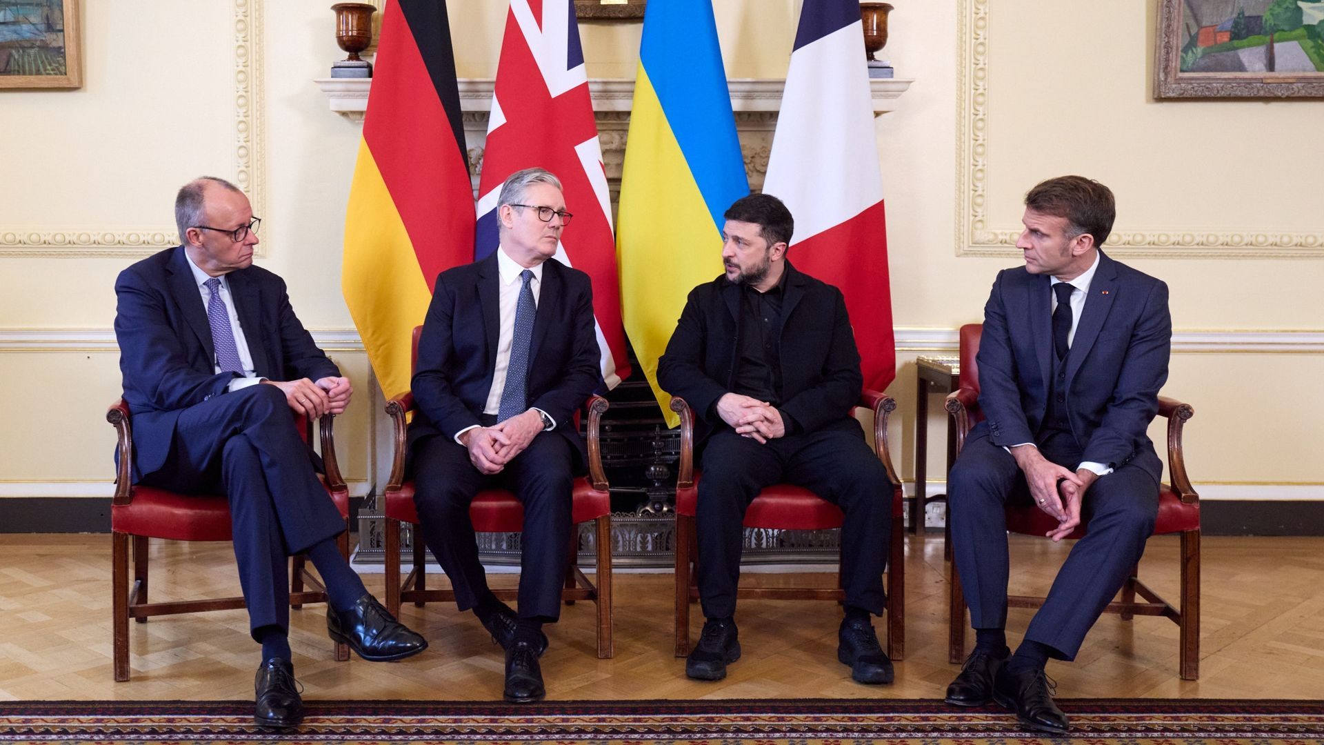 La reunión entre Zelenski, Starmer, Macron y Merz en Londres: "El destino del país es el destino de Europa".