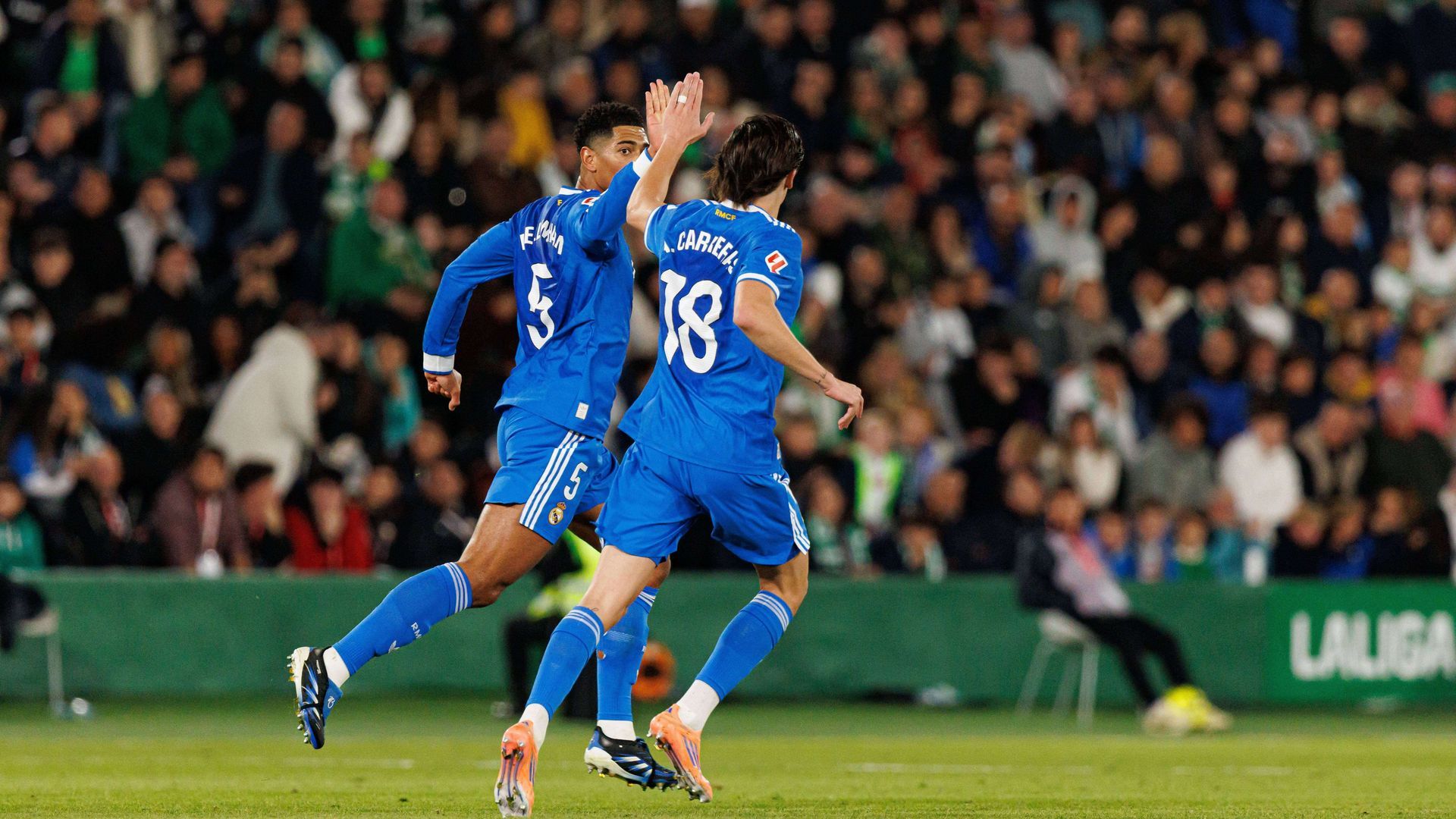 20251123_aaa_s197_178jpg_001.jpg 20251123_aaa_s197_178jpg_001.jpg