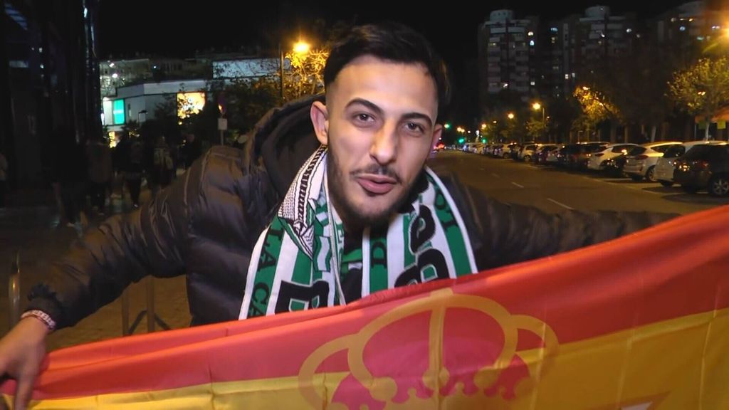 El primo de Cristian Tello, presente en el Torrent-Betis