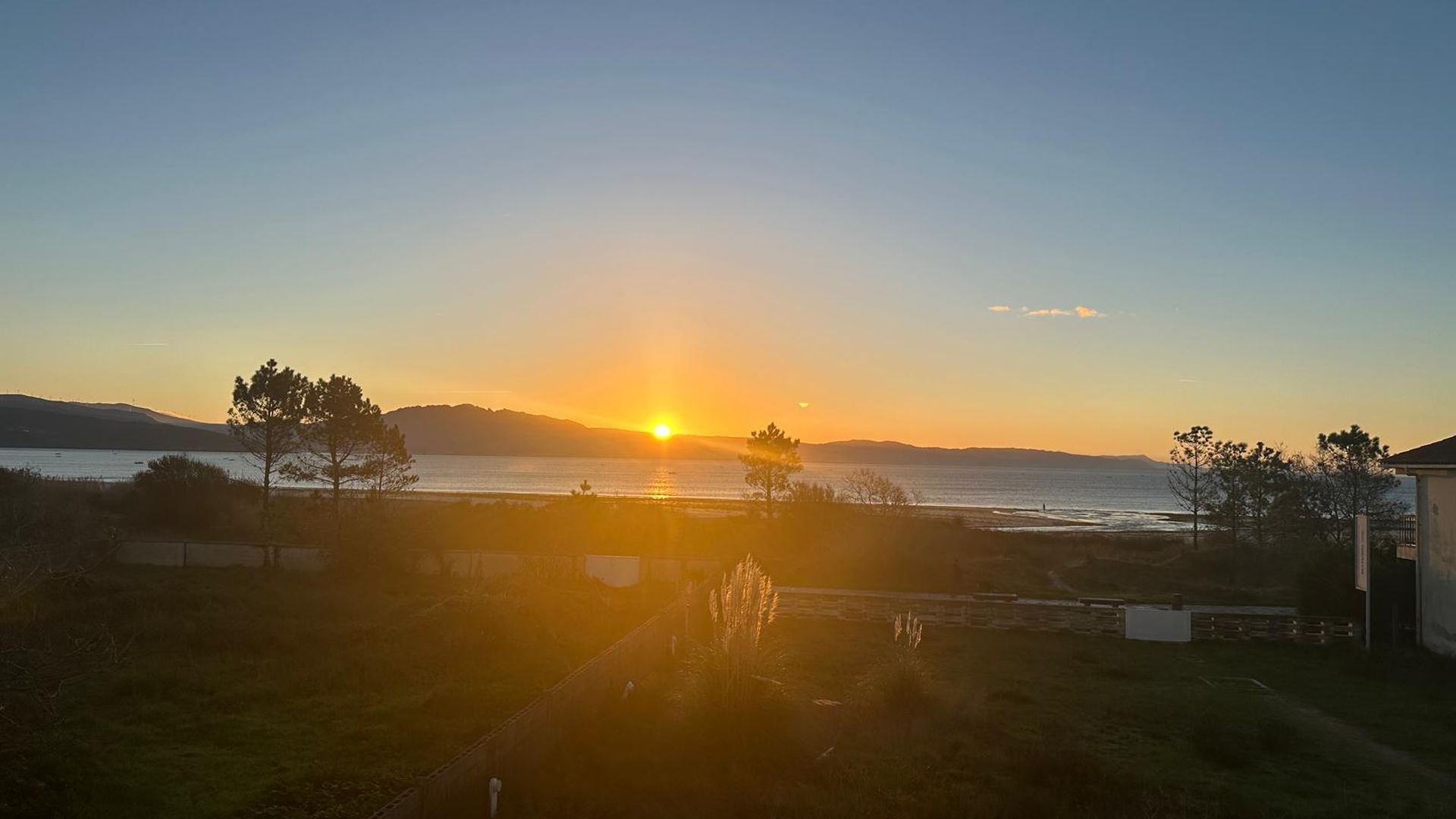 Amanecer desde Bela Fisterra