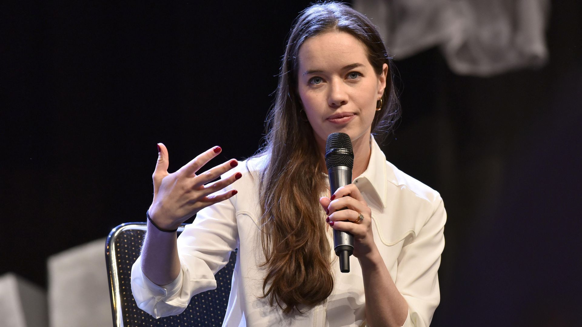Anna Popplewell