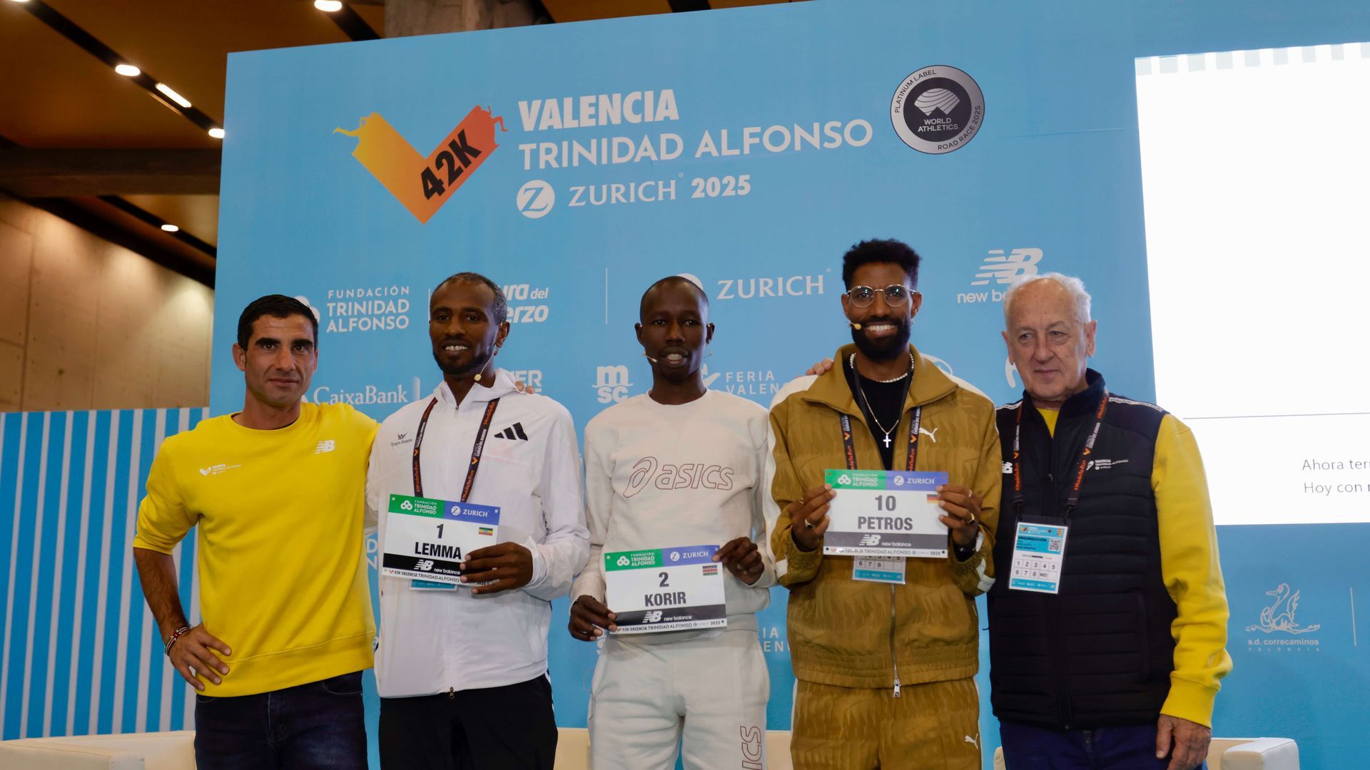 atletas_maraton_valencia_2025.jpeg atletas_maraton_valencia_2025.jpeg