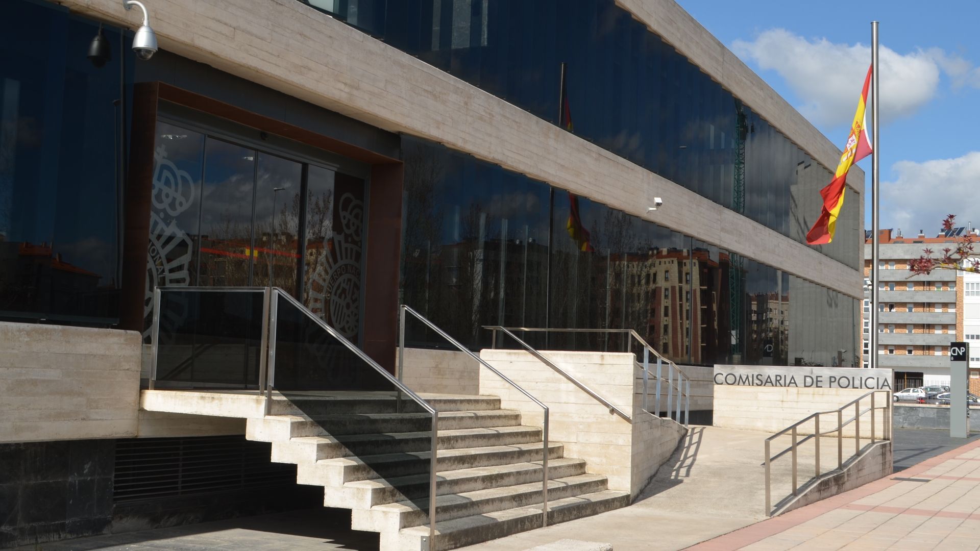 Brutal agresión a una menor de 13 años en Miranda del Ebro: un grupo de jóvenes la esperaron para golpearla y grabarlo