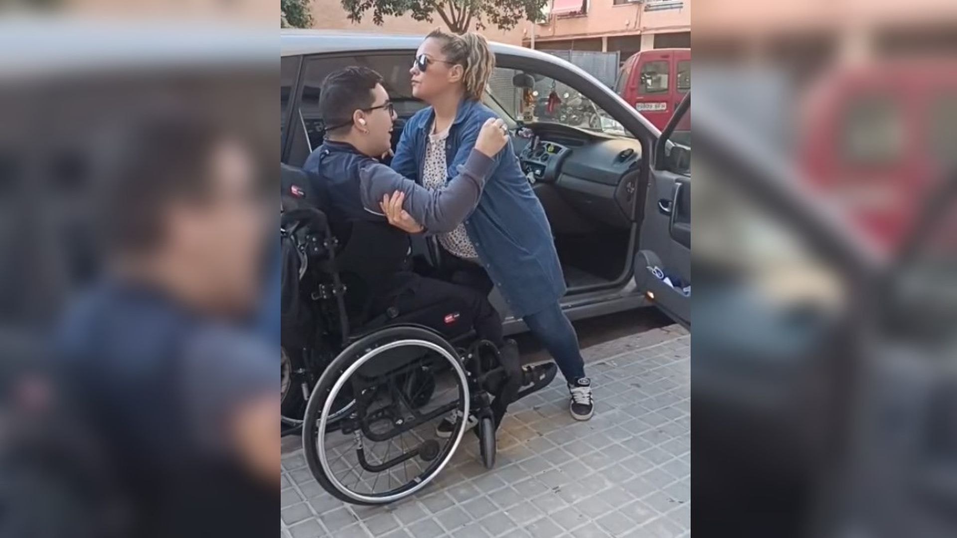 Buscan recaudar fondos para proporcionarle un coche adaptado a Cristóbal