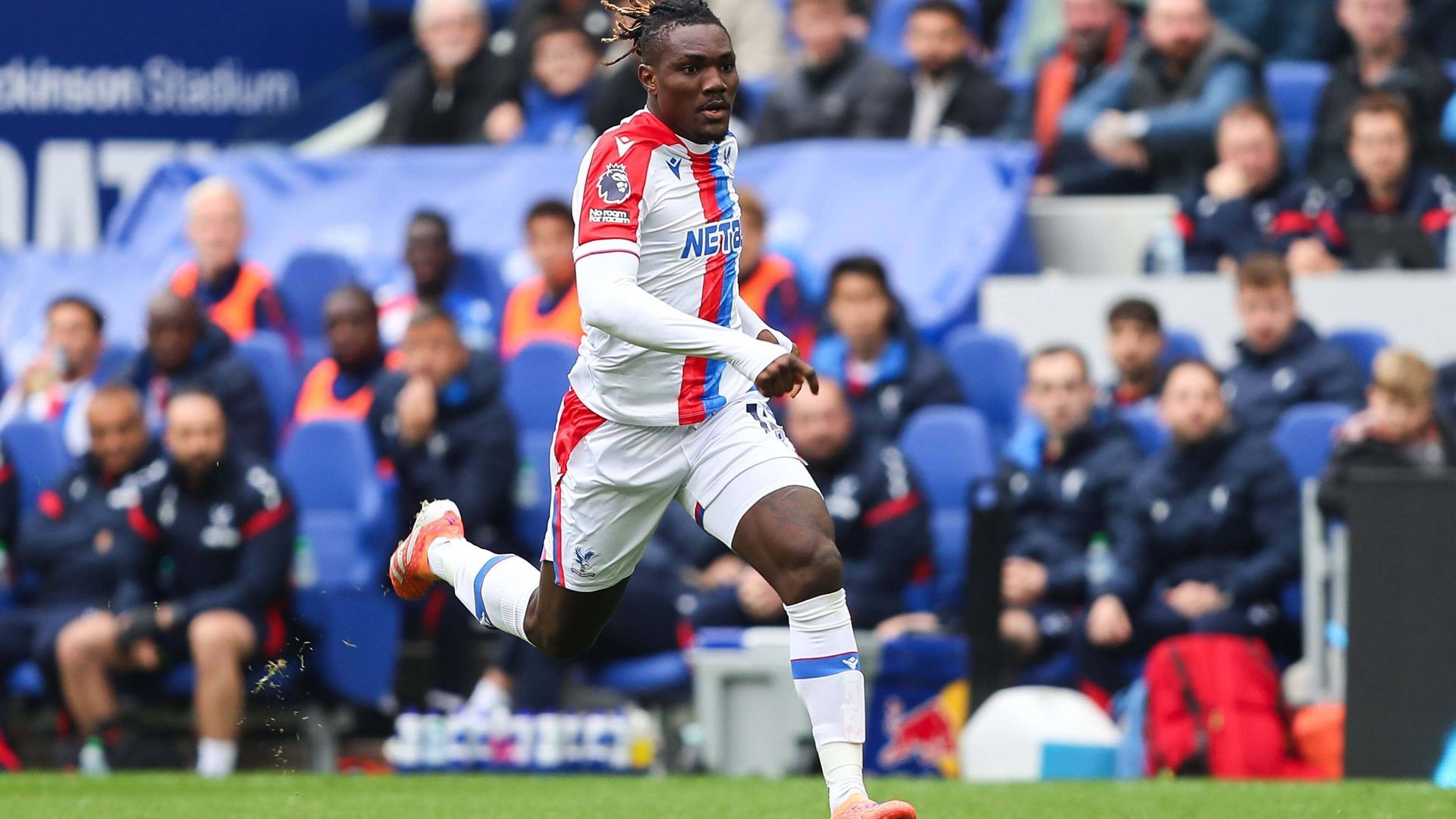 christantus_uche_durante_un_partido_con_el_crystal_palace_foto_cordon_press_001.jpg christantus_uche_durante_un_partido_con_el_crystal_palace_foto_cordon_press_001.jpg