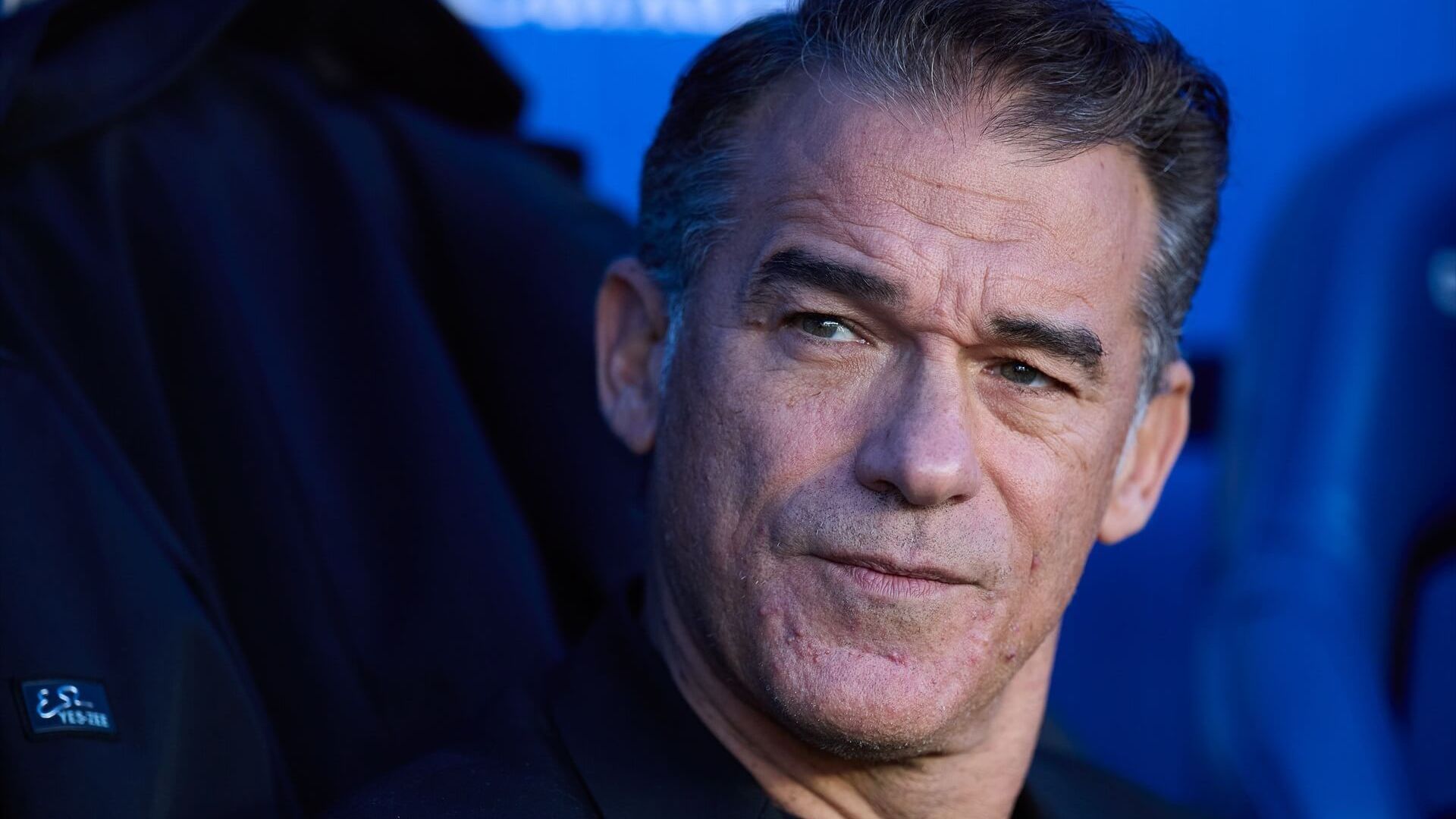 europapress_6377386_luis_garcia_plaza_head_coach_of_deportivo_alaves_looks_on_prior_to_001.jpg europapress_6377386_luis_garcia_plaza_head_coach_of_deportivo_alaves_looks_on_prior_to_001.jpg