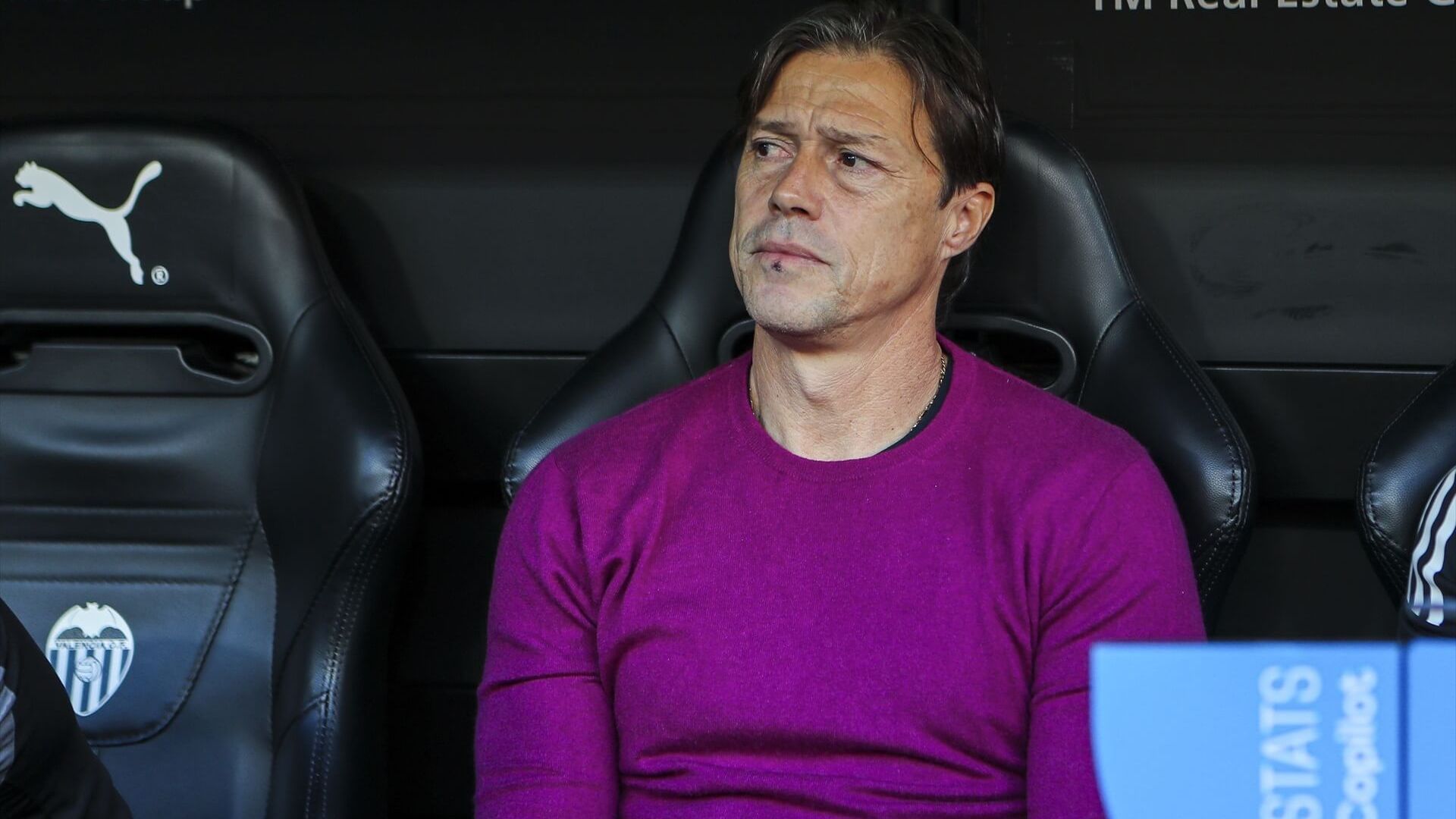 europapress_7155285_matias_almeyda_head_coach_of_sevilla_fc_looks_on_during_the_spanis.jpg europapress_7155285_matias_almeyda_head_coach_of_sevilla_fc_looks_on_during_the_spanis.jpg