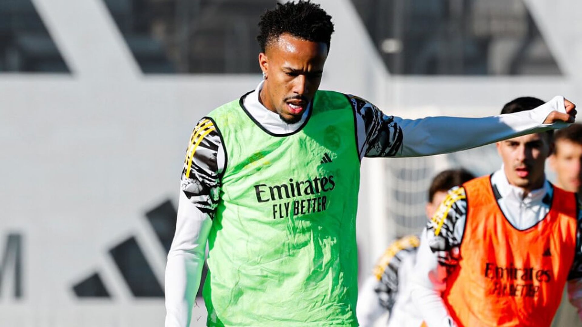 fotojet___2025_11_28t162832434jpg.jpg fotojet___2025_11_28t162832434jpg.jpg