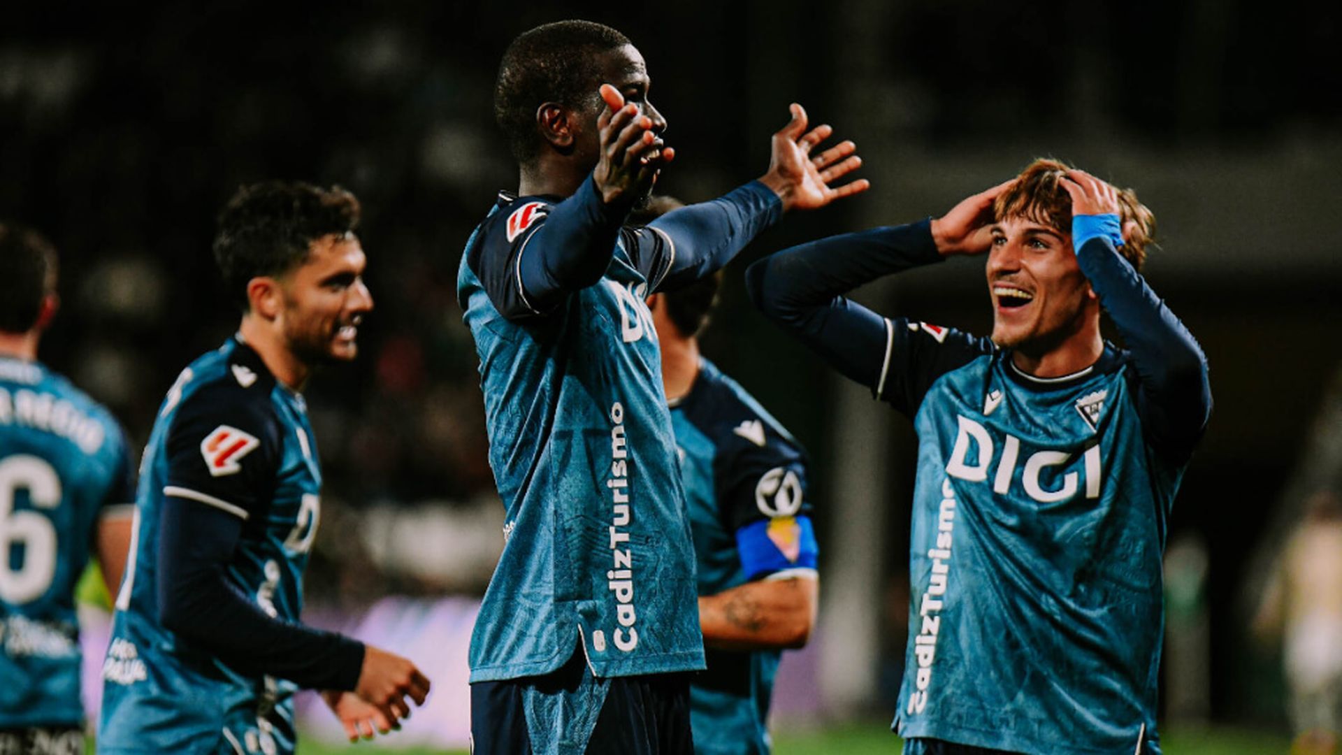 fotojet___2025_11_30t201302549jpg.jpg fotojet___2025_11_30t201302549jpg.jpg