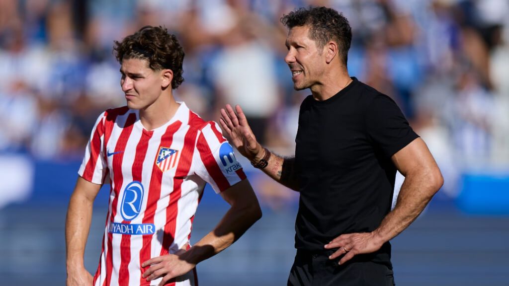 Enrique Cerezo cierra la puerta de salida a Julián Álvarez y Simeone: "Se quieren quedar"