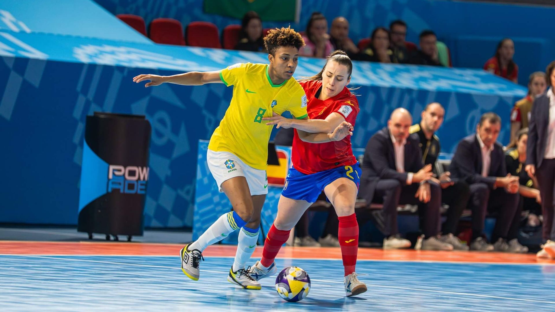 g7az56aaoaarimn.jpg g7az56aaoaarimn.jpg