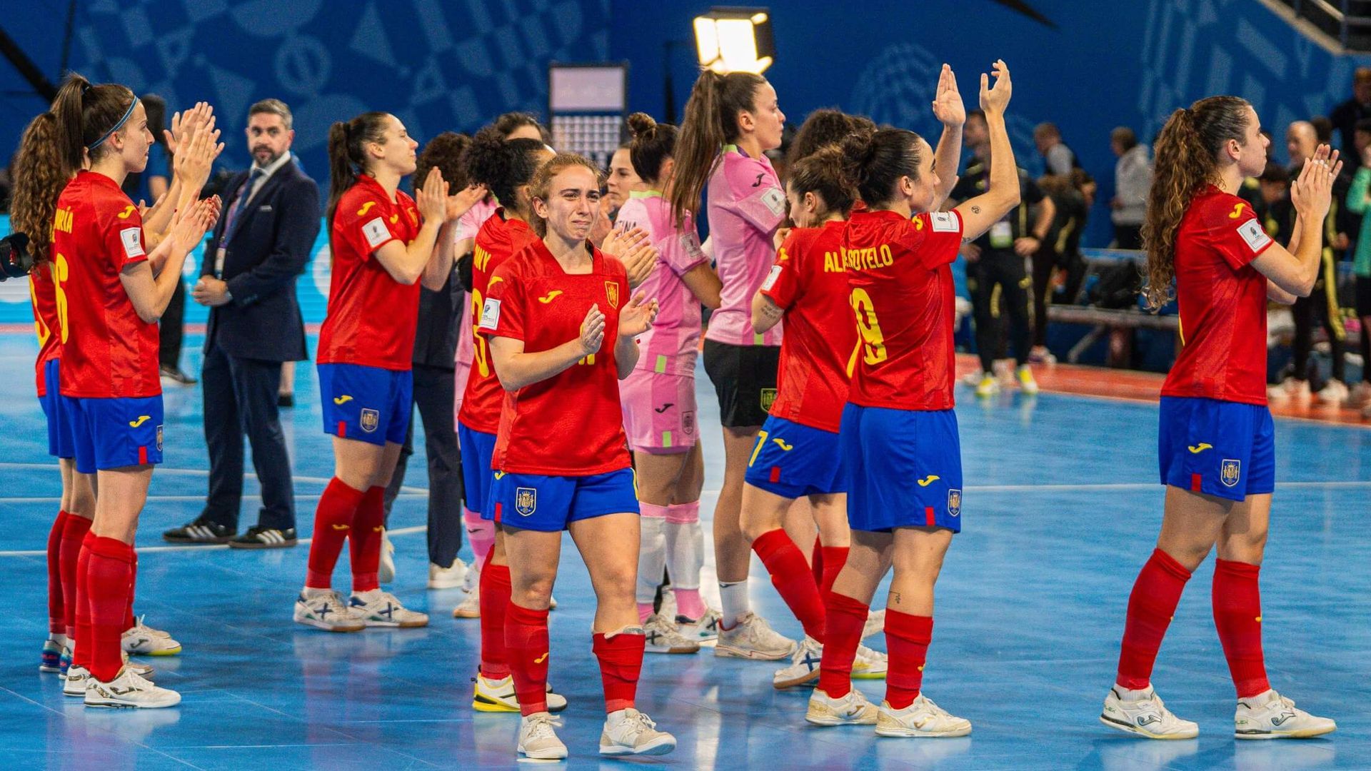 g7ewuhoagaac1pw.jpg g7ewuhoagaac1pw.jpg