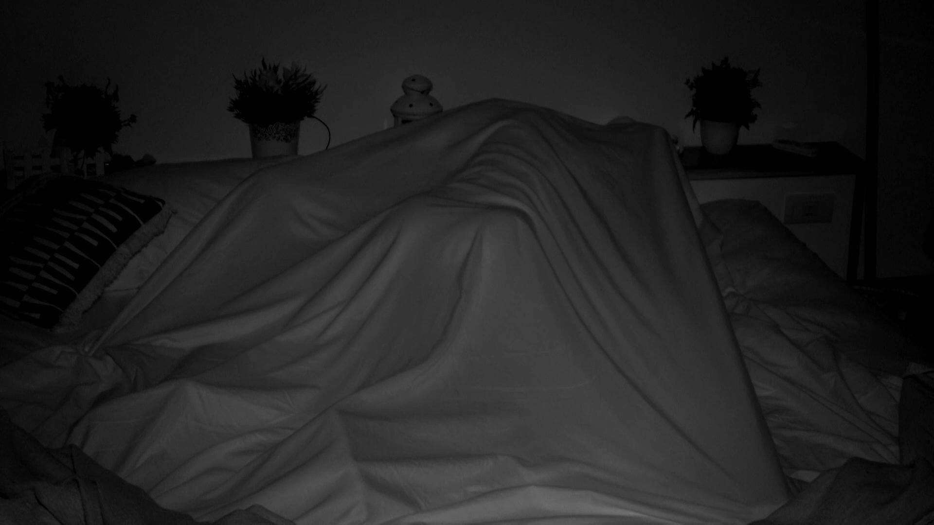 Juanpi y Mara protagonizan un momento muy hot