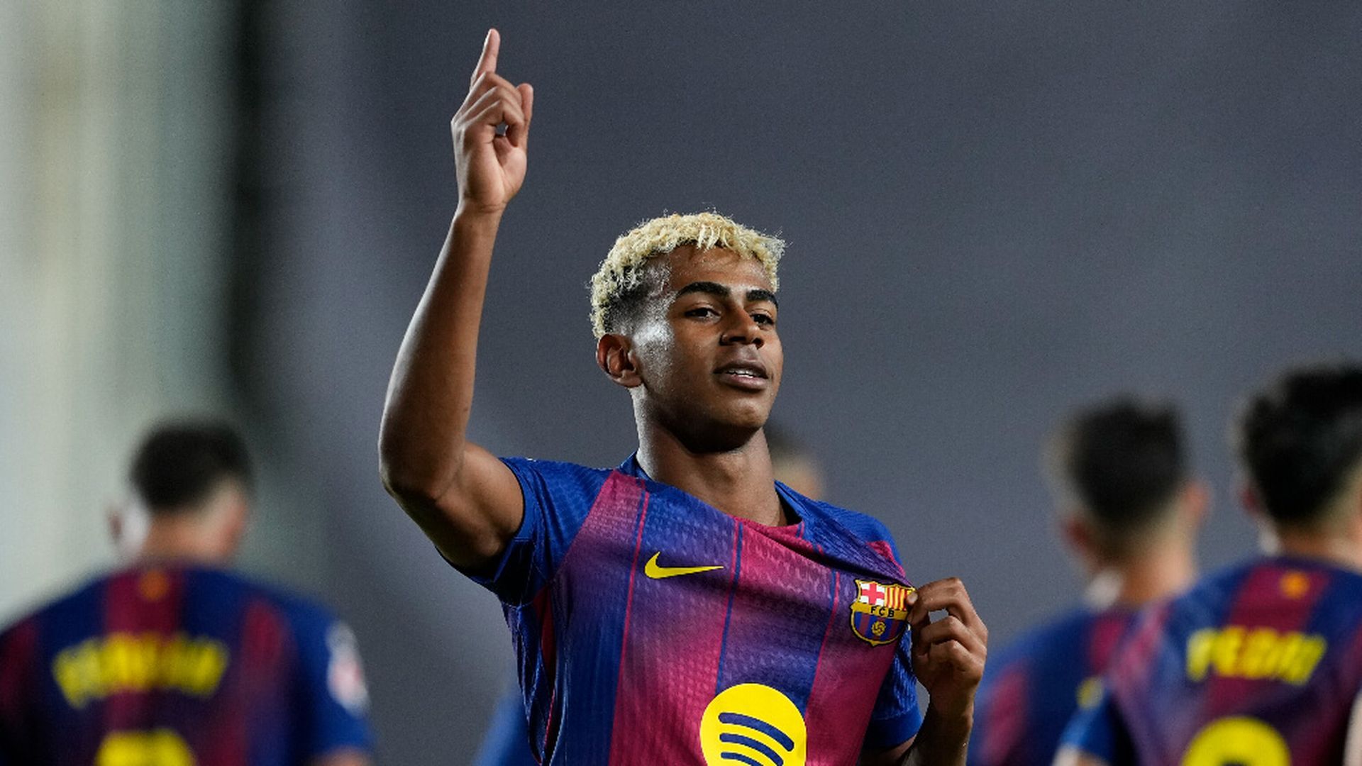 lamineeeeeeejpg.jpg lamineeeeeeejpg.jpg