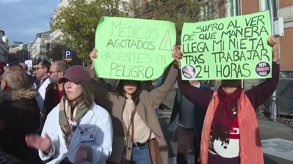 Los médicos protestan contra el borrador del Ministerio de Sanidad: "No tiene conciliación familiar, nuestro sueldo es muy bajo"