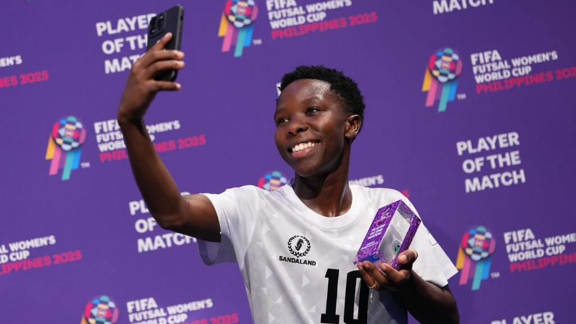 mary_siyame.jpg mary_siyame.jpg