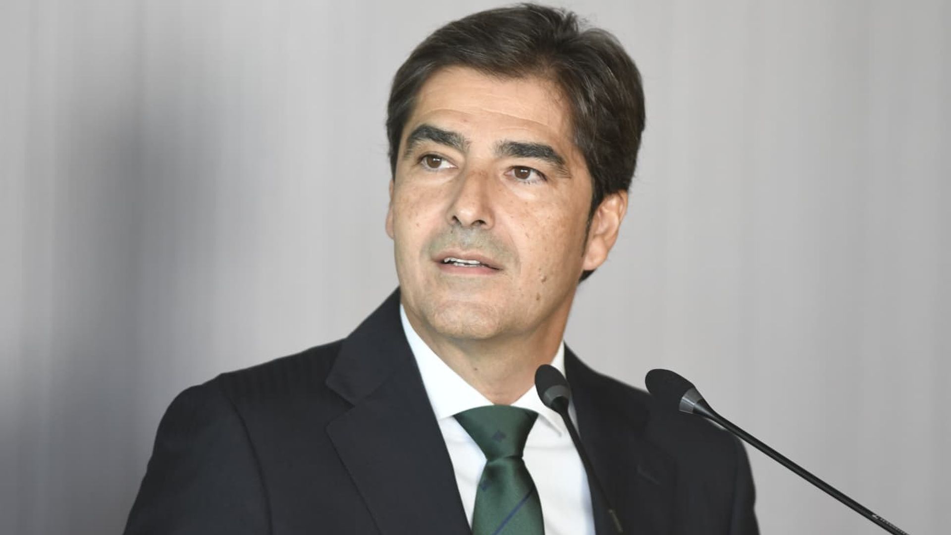 presentacion_amrabat_1jpeg.jpeg presentacion_amrabat_1jpeg.jpeg