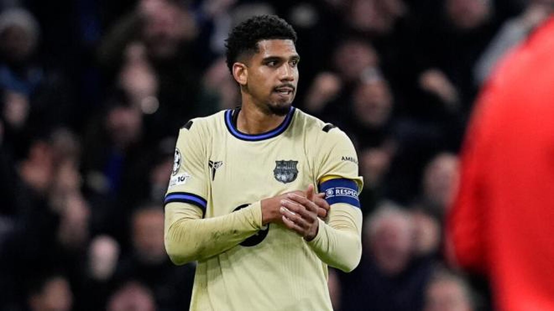 Ronald Araújo ante el Chelsea en la Champions League Ronald Araújo ante el Chelsea en la Champions League