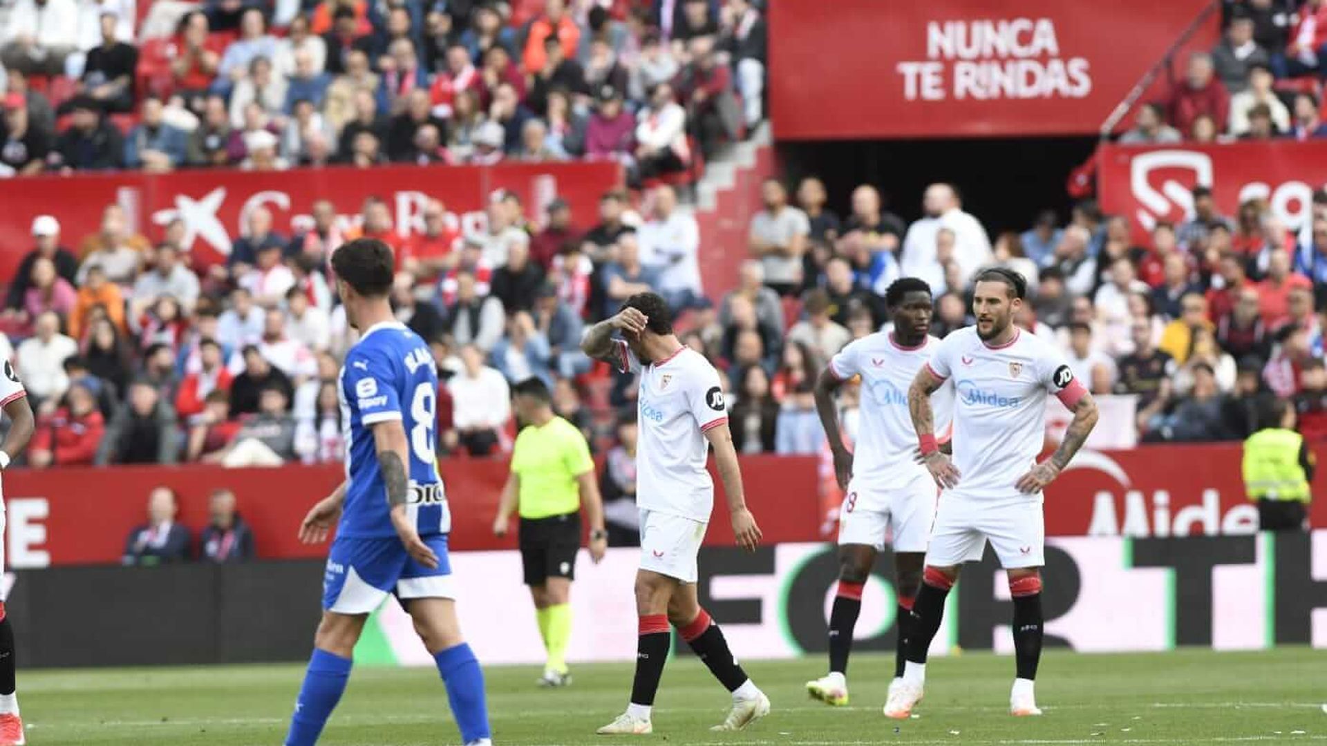 sevilla_alaves_15jpeg.jpeg sevilla_alaves_15jpeg.jpeg