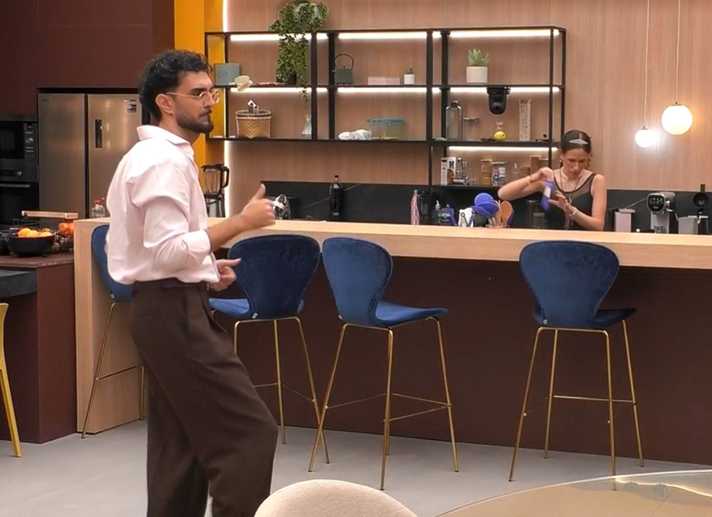 Aquilino no para de bailar