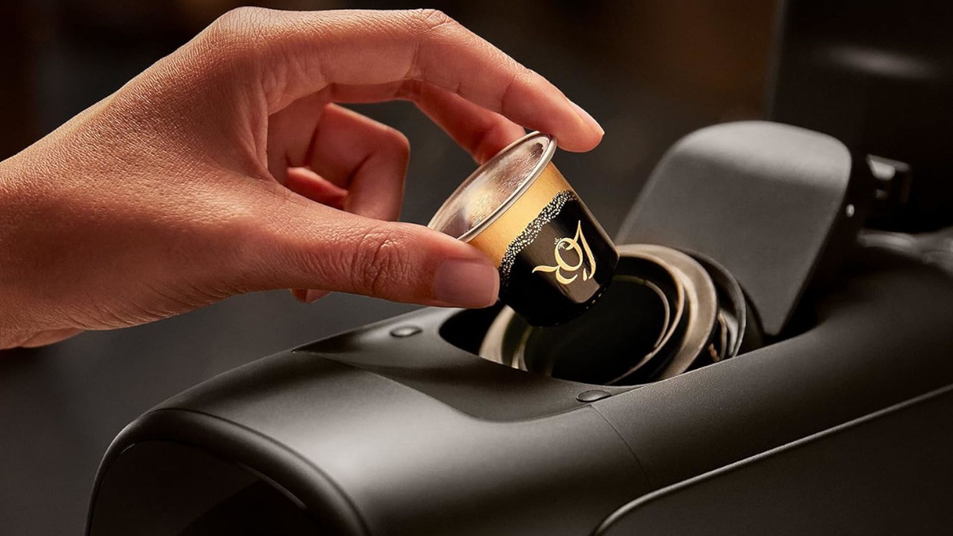 Fácil de usar, rebajada y perfecta para cualquier tipo de café: Esta cafetera de cápsulas Philips es tan elegante como barata