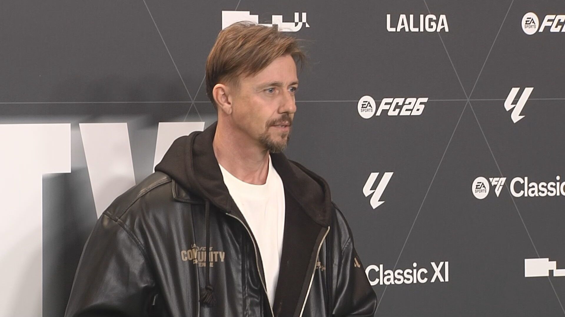 Guti posa en el acto de LALIGA y EA Sports