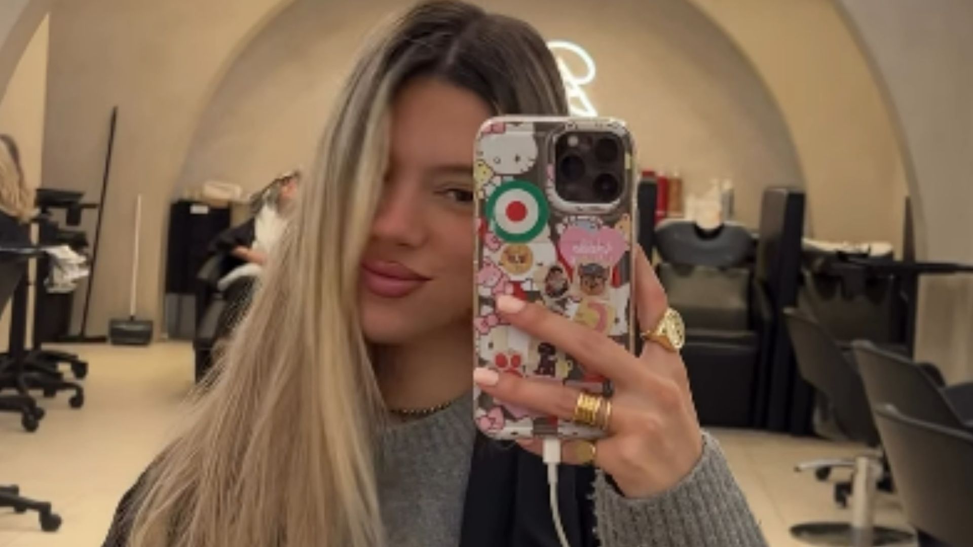 Alejandra Rubio se somete a un radical cambio de look: su nueva imagen