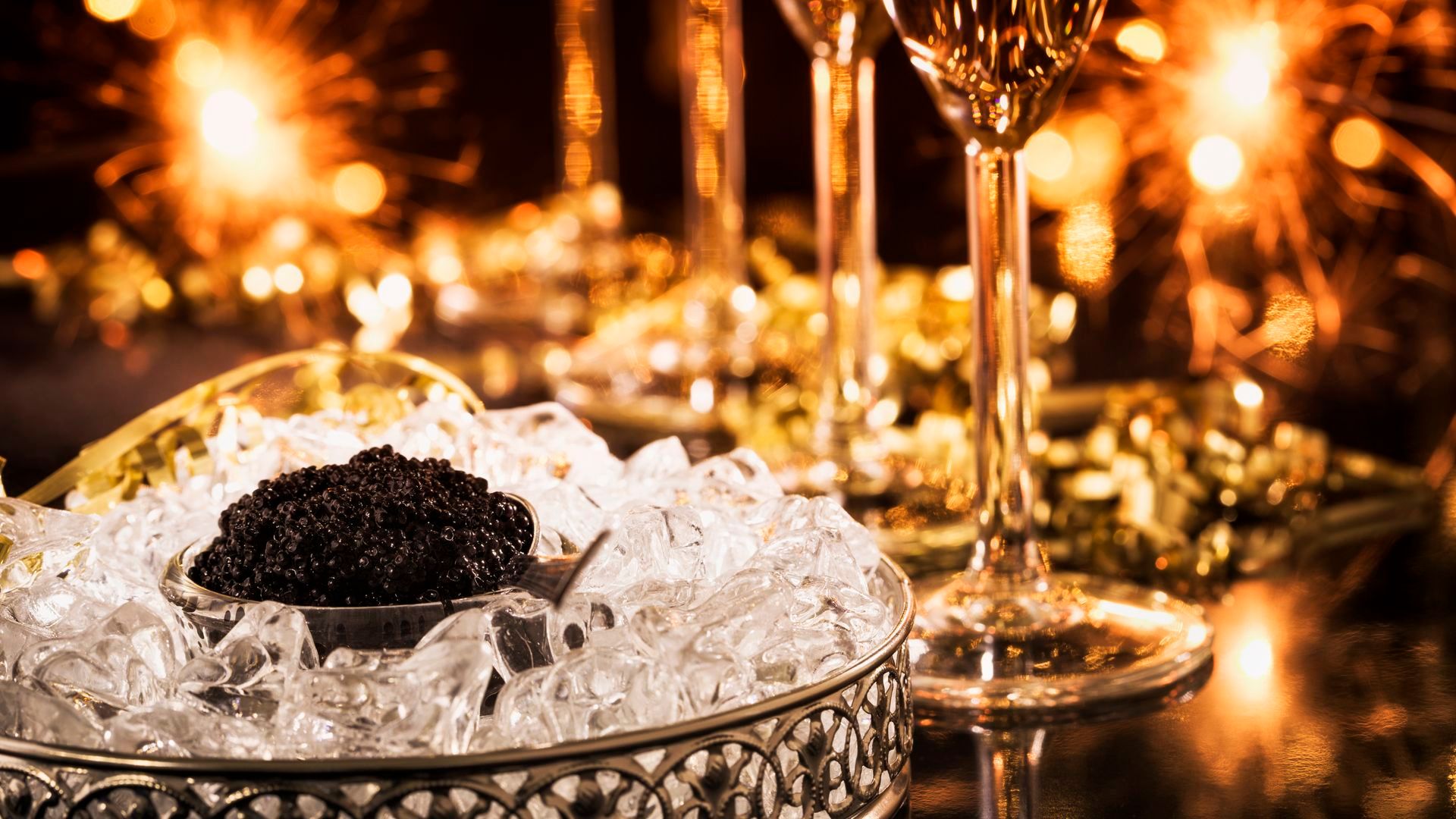 champagne y caviar iStock-174792187 champagne y caviar iStock-174792187