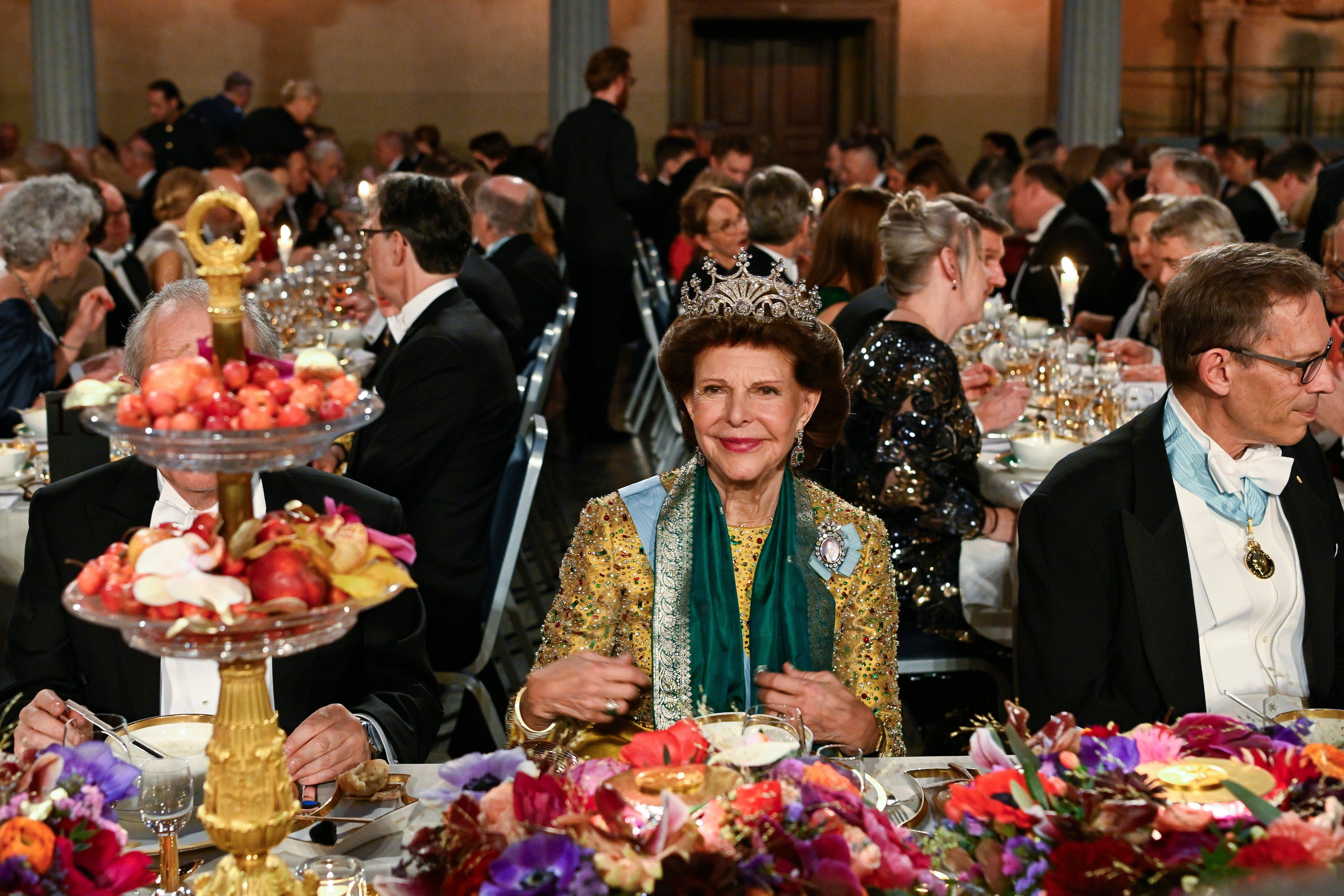 La reina Silvia, con un simbólico vestido